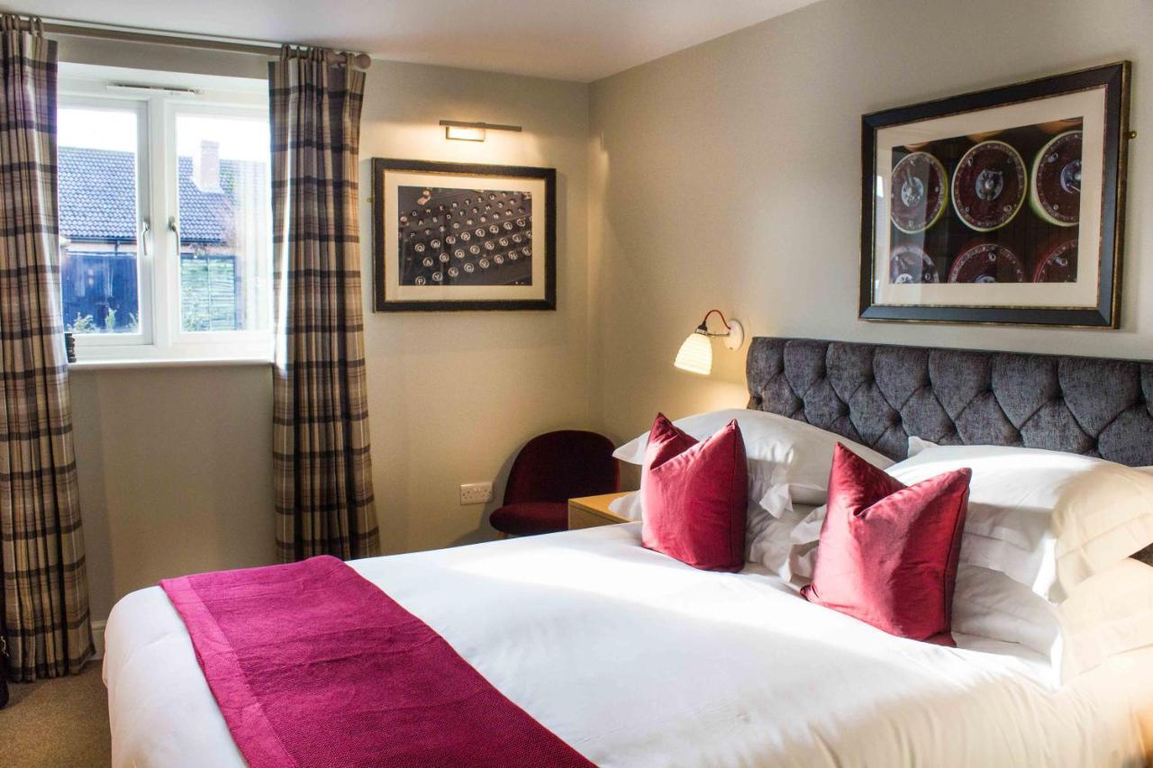 Crown & Punchbowl Hotel Milton  Екстериор снимка